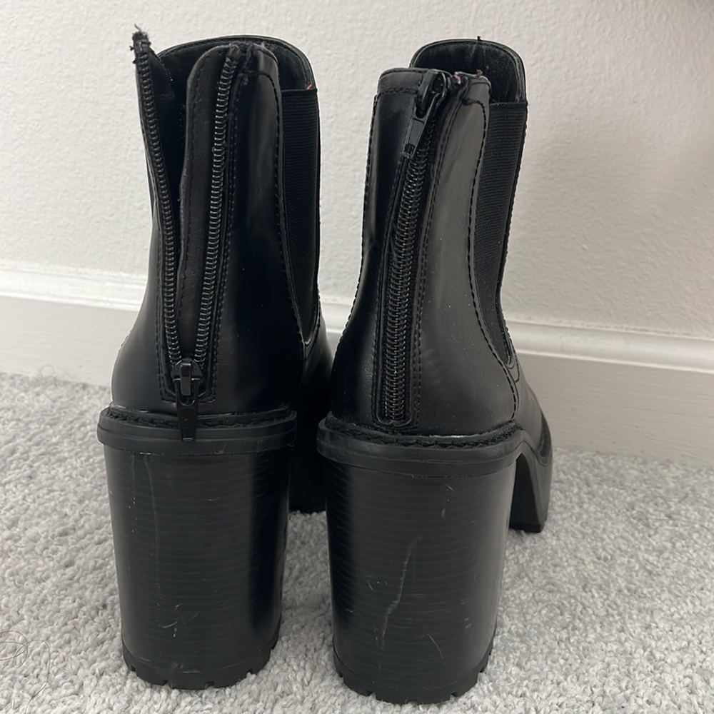 MADDEN GIRL KAMORA BLACK PLATFORM BOOTIES 9 - Picture 2 of 15